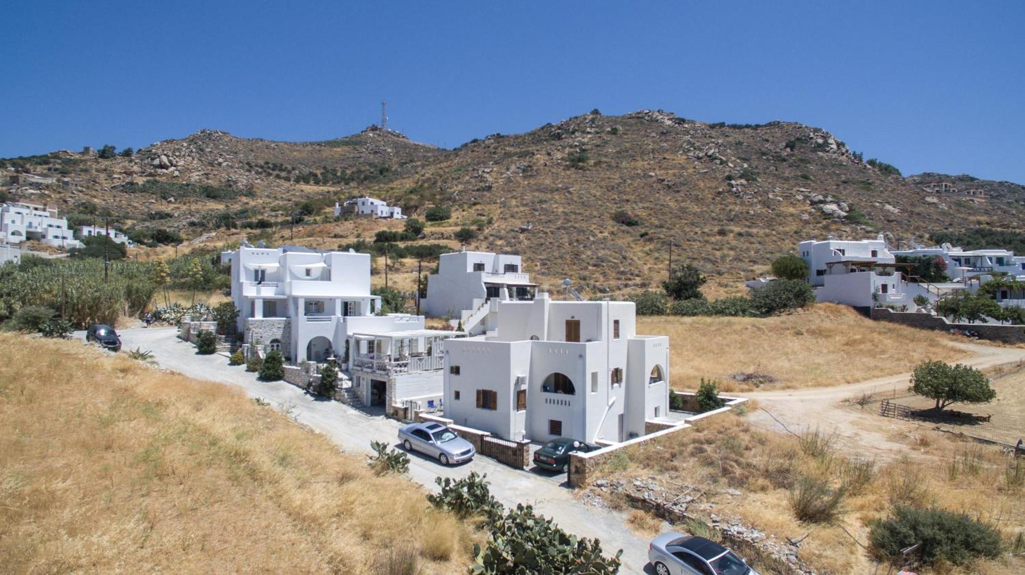 Aeolos Villas Sustainable Living Agkidia Exterior photo